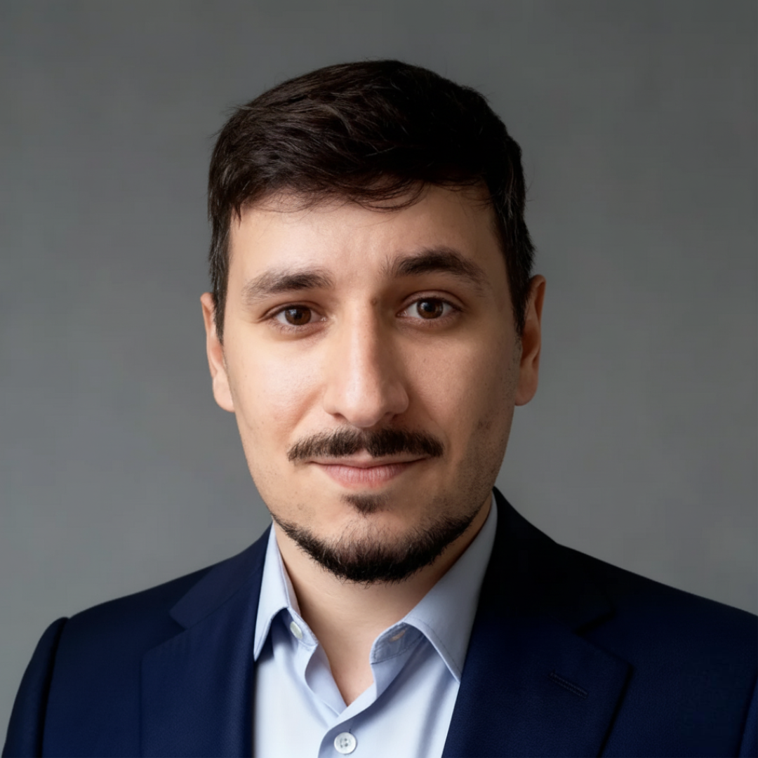 US About Us 11 Martin Hornos